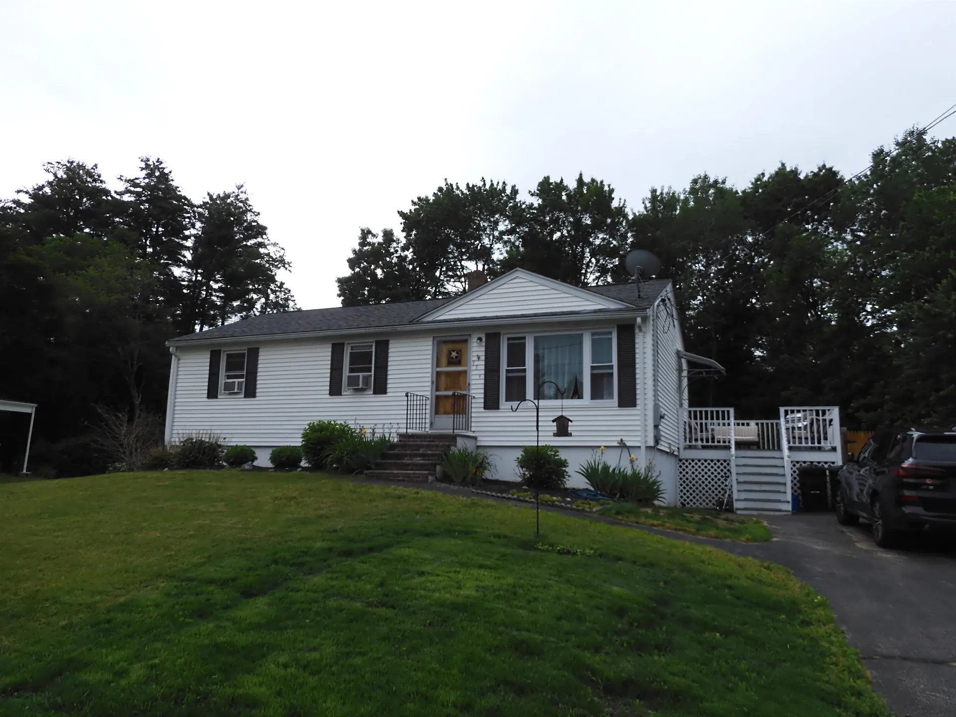 15 Briar Avenue Salem NH 03079