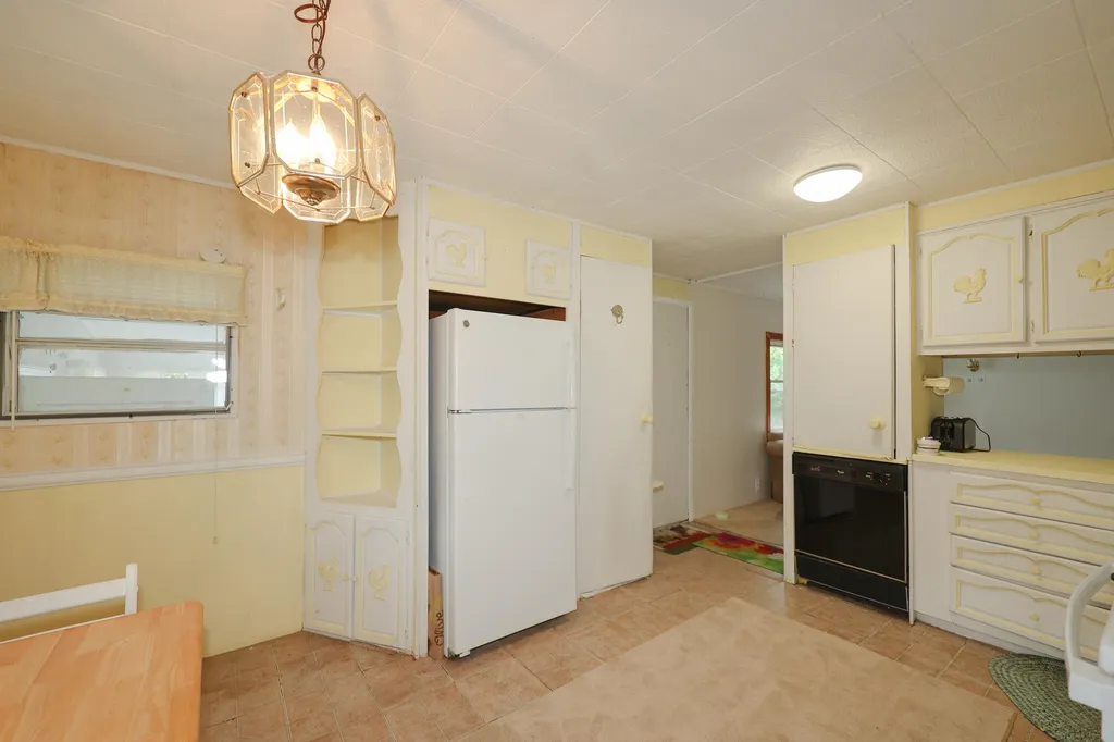 10 Bonny Street Nashua NH 03062