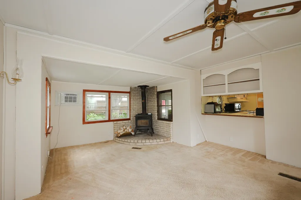 10 Bonny Street Nashua NH 03062