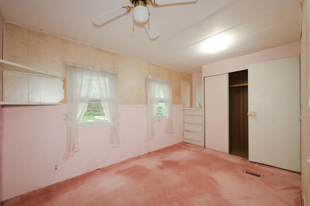 10 Bonny Street Nashua NH 03062