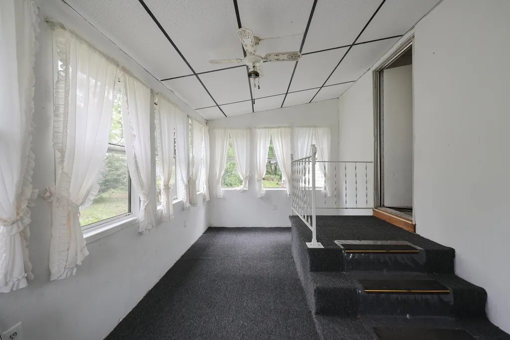 10 Bonny Street Nashua NH 03062