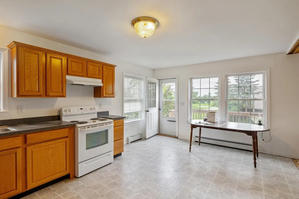 245 Sunset View Lane Isle La Motte VT 05463