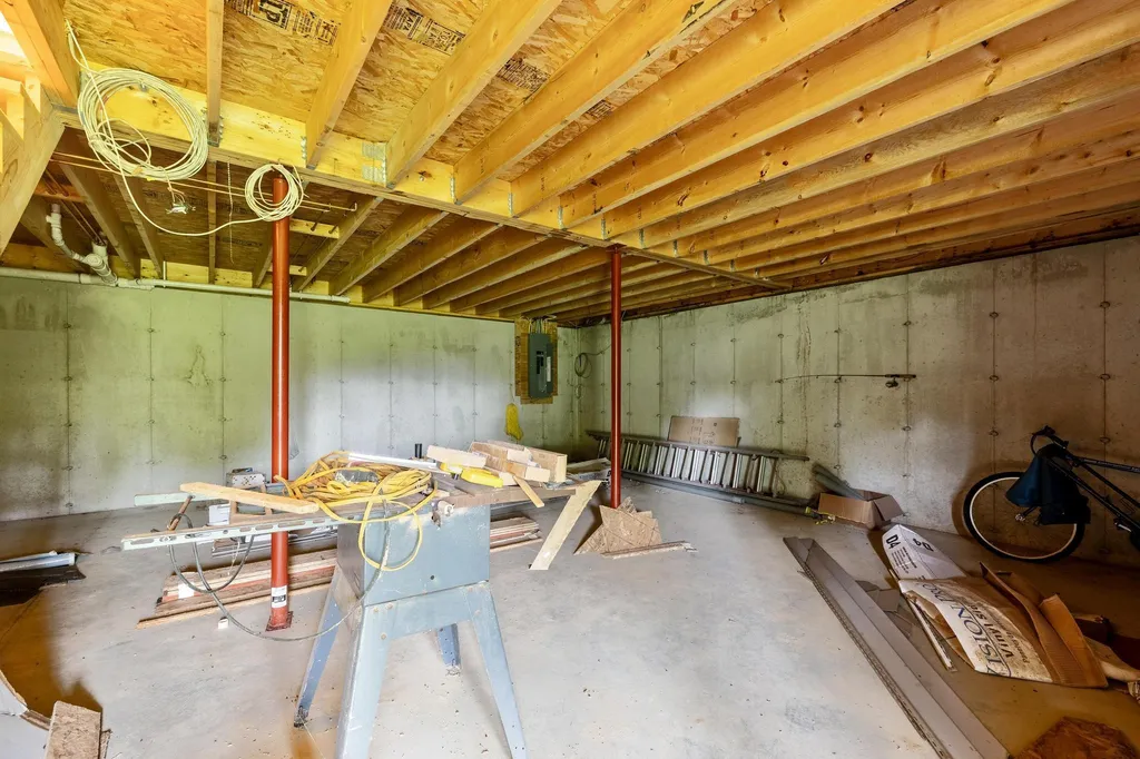 245 Sunset View Lane Isle La Motte VT 05463