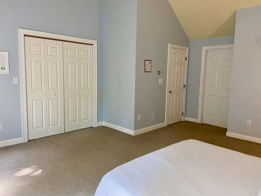 5 Meader Lane Durham NH 03824