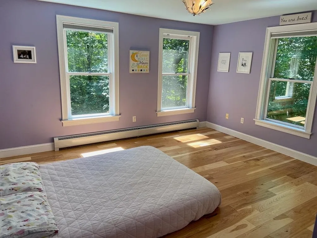 5 Meader Lane Durham NH 03824