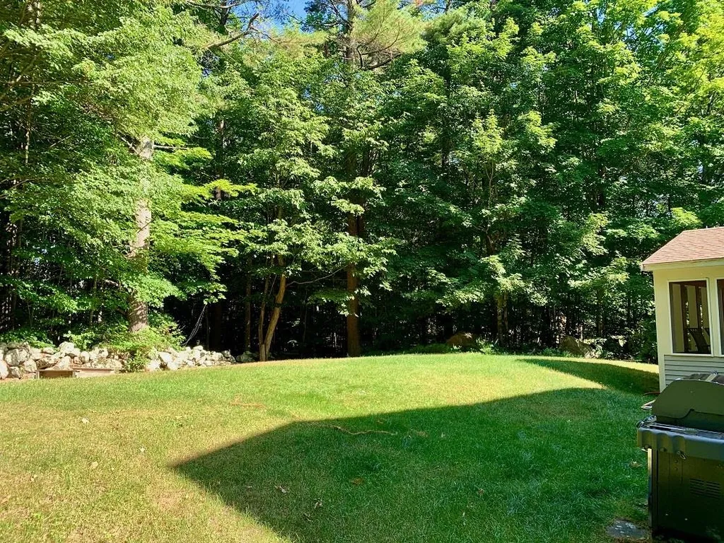 5 Meader Lane Durham NH 03824