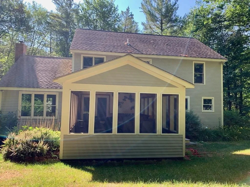 5 Meader Lane Durham NH 03824
