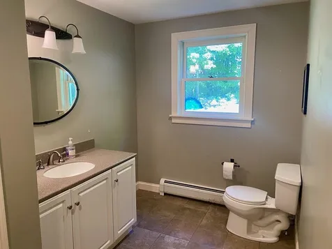 5 Meader Lane Durham NH 03824