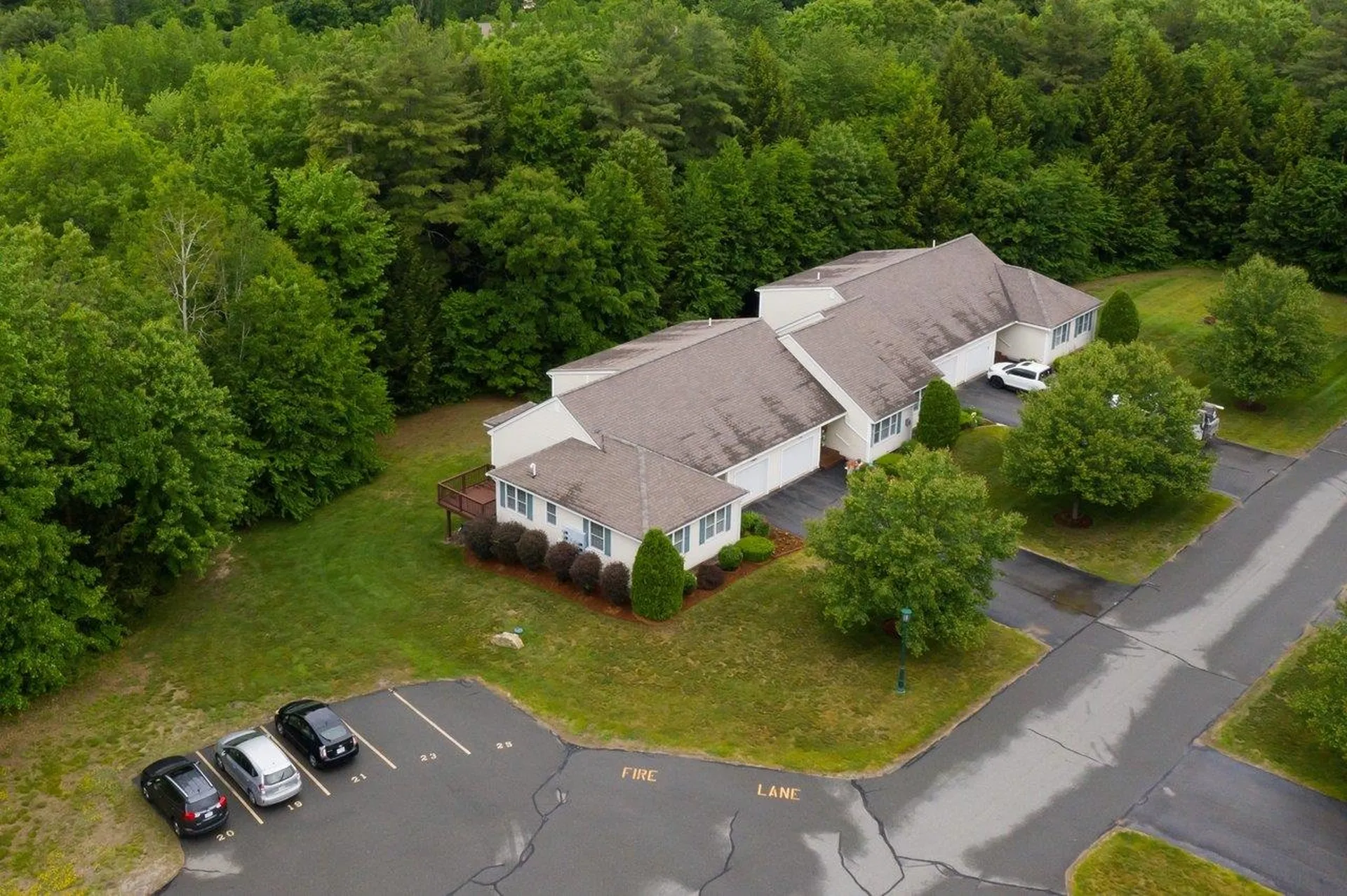 19 Buck Circle Danville NH 03819