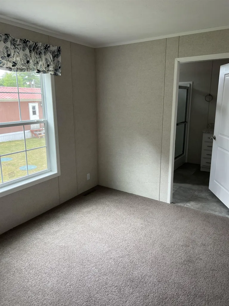 4 Pine Street Hinsdale NH 03451