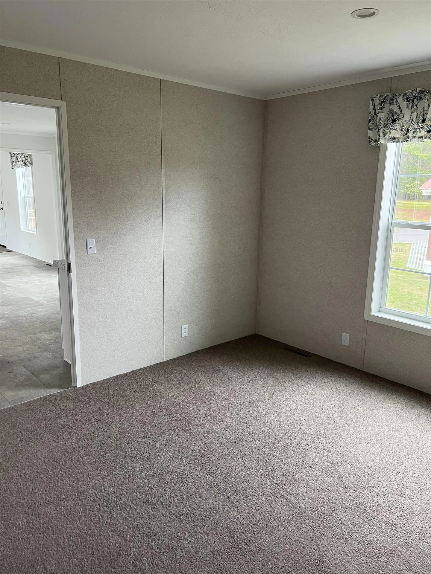 4 Pine Street Hinsdale NH 03451