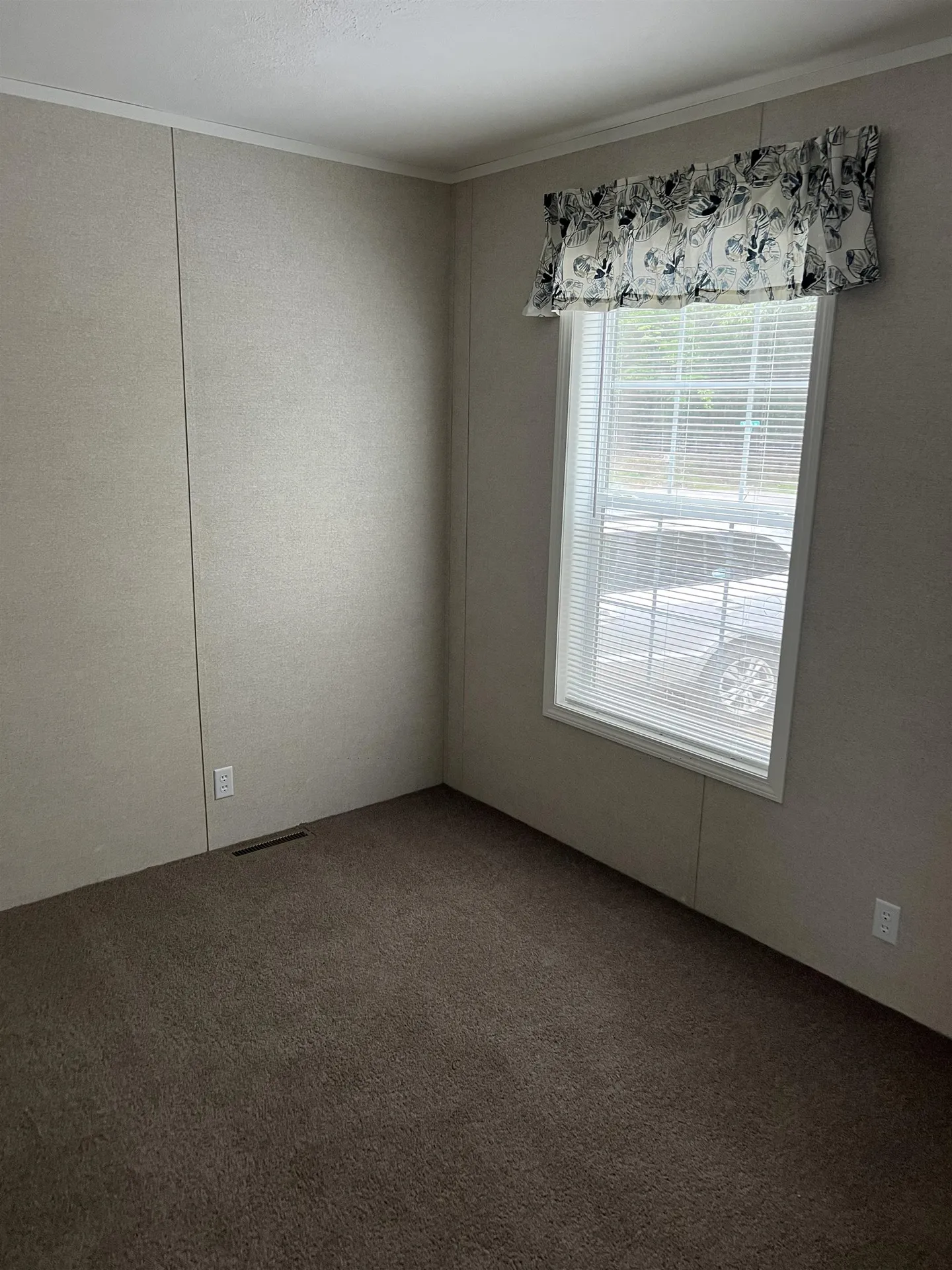 4 Pine Street Hinsdale NH 03451