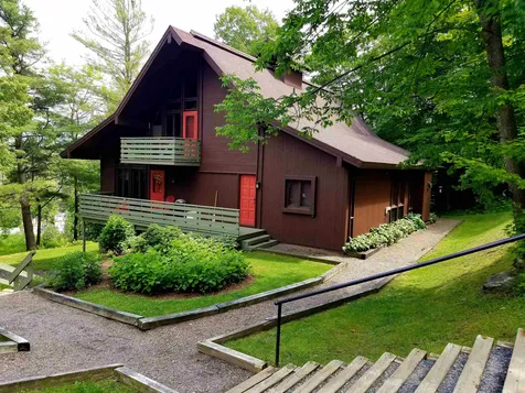 401 Village Road Warren VT 05674