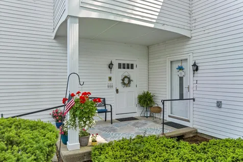29 Lake Street Wolfeboro NH 03894