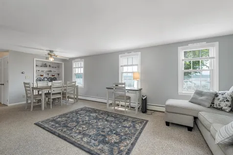 29 Lake Street Wolfeboro NH 03894