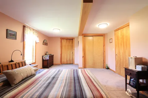 2000 Goss Hollow Road St. Johnsbury VT 05819