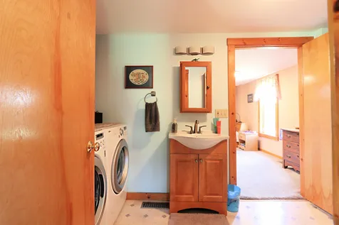 2000 Goss Hollow Road St. Johnsbury VT 05819