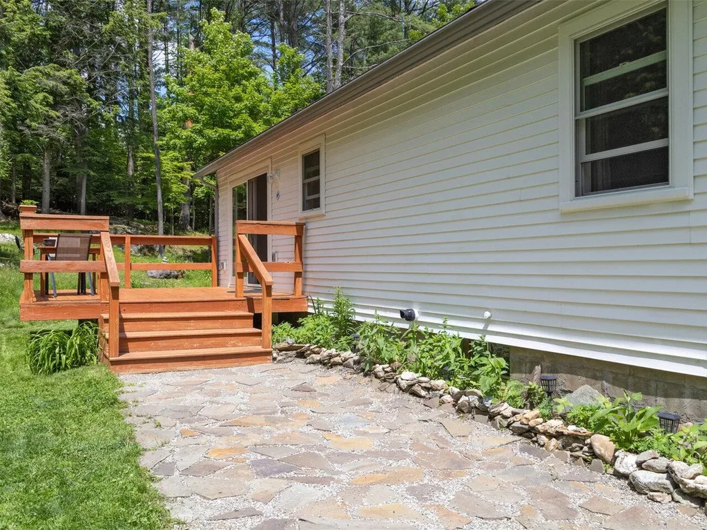 16 Lavallee Drive Extension Huntington VT 05462