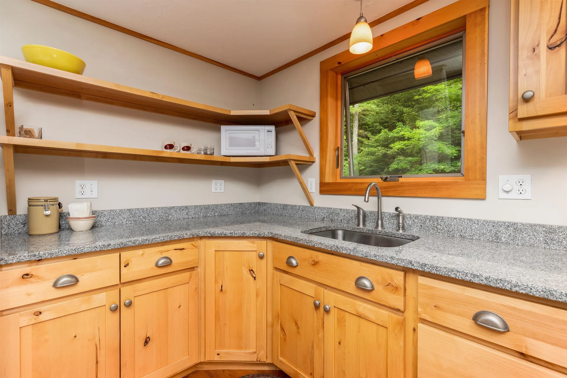 442 Archertown Road Orford NH 03777
