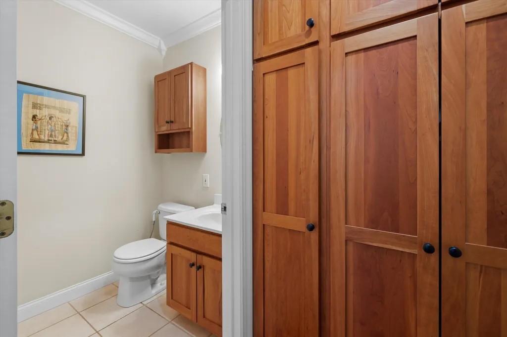 10 Eagle Drive Newmarket NH 03857