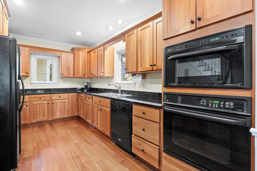 10 Eagle Drive Newmarket NH 03857