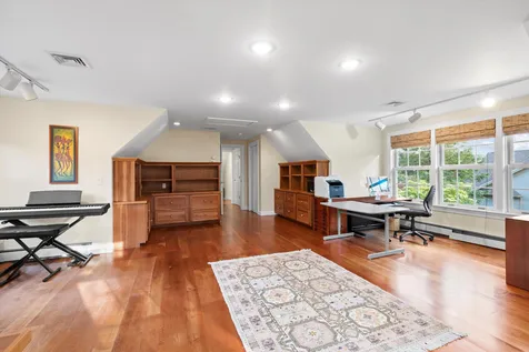 10 Eagle Drive Newmarket NH 03857