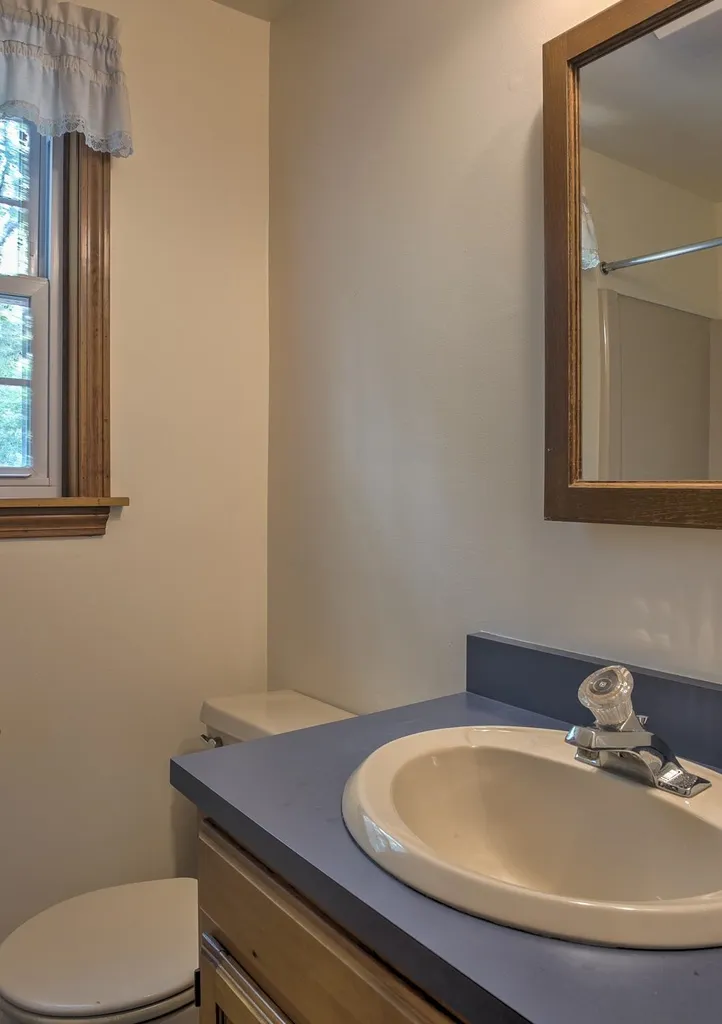 60 Partridgeberry Lane Swanzey NH 03446