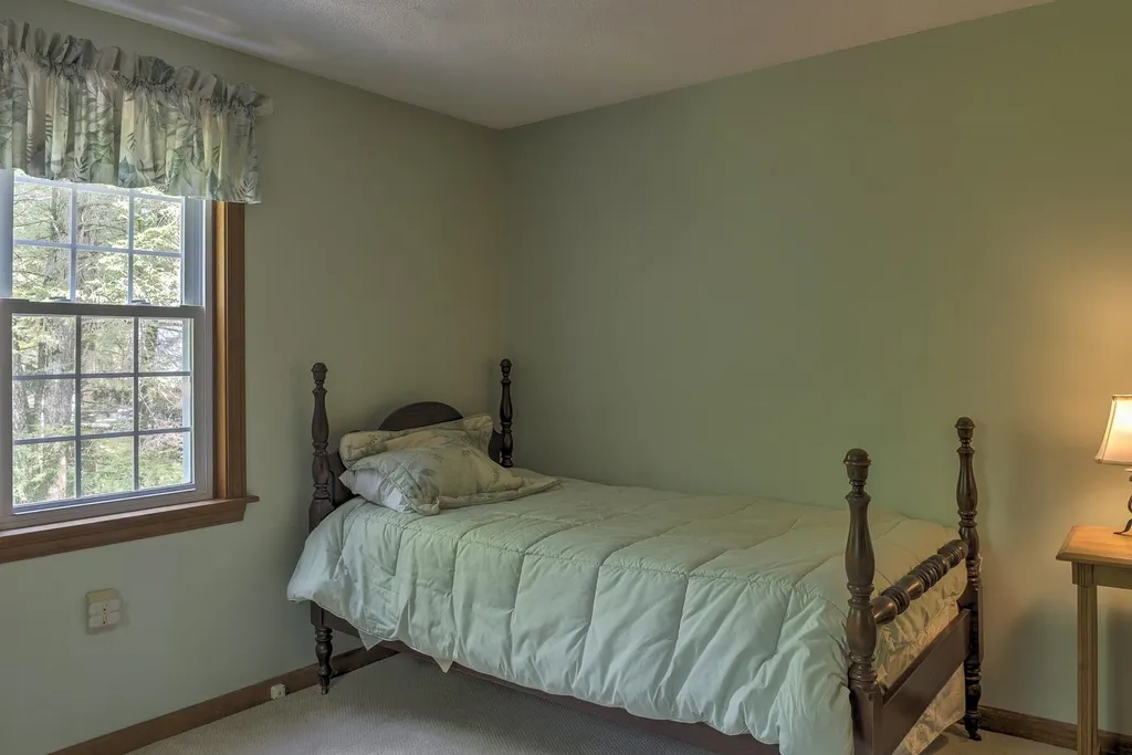 60 Partridgeberry Lane Swanzey NH 03446