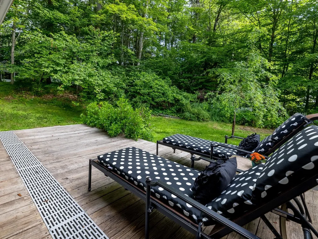 16 Wildwood Drive Lebanon NH 03784