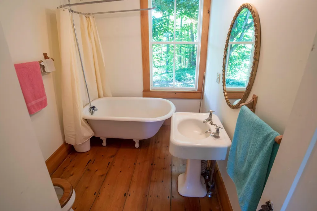 4159 Vt Route 215 N Cabot VT 05647