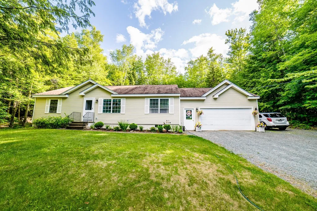 79 Promenade Street Gorham NH 03581