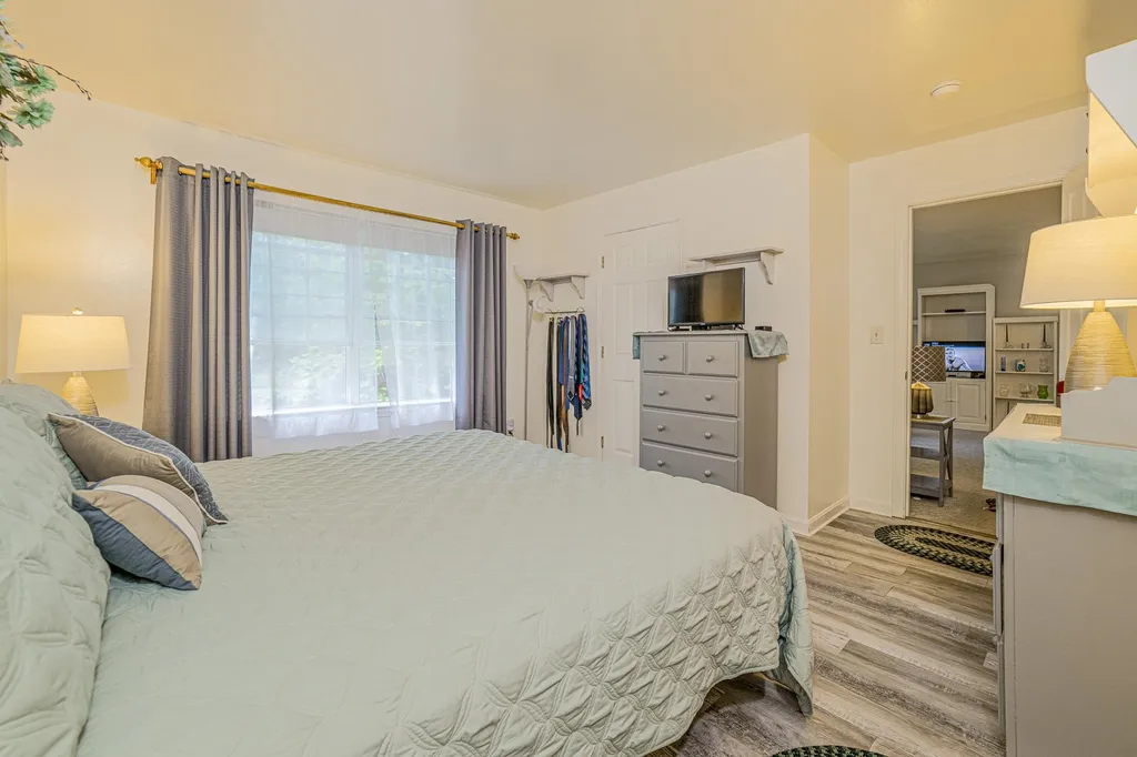 79 Promenade Street Gorham NH 03581