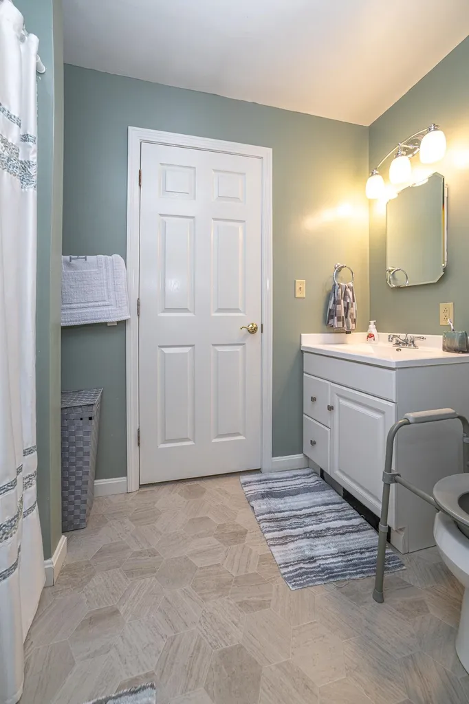 79 Promenade Street Gorham NH 03581