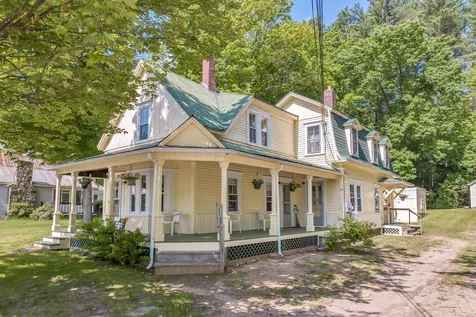 29 Oak Street Conway NH 03860
