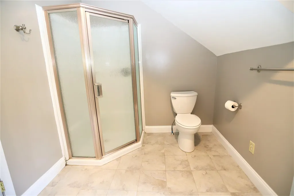 9 Clover Lane Newport City VT 05855