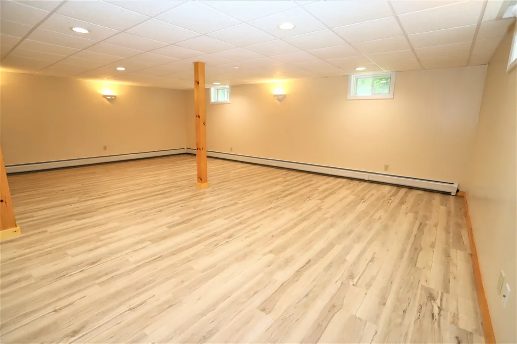 9 Clover Lane Newport City VT 05855