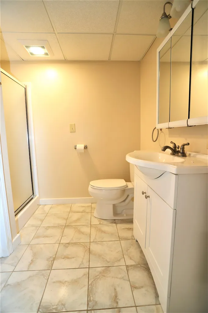 9 Clover Lane Newport City VT 05855