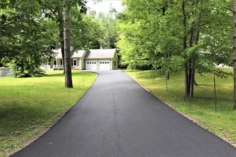 9 Clover Lane Newport City VT 05855