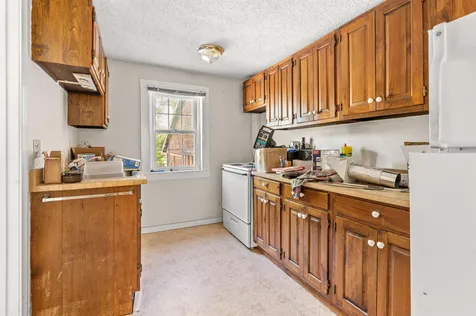 91 Plymouth Street Meredith NH 03253
