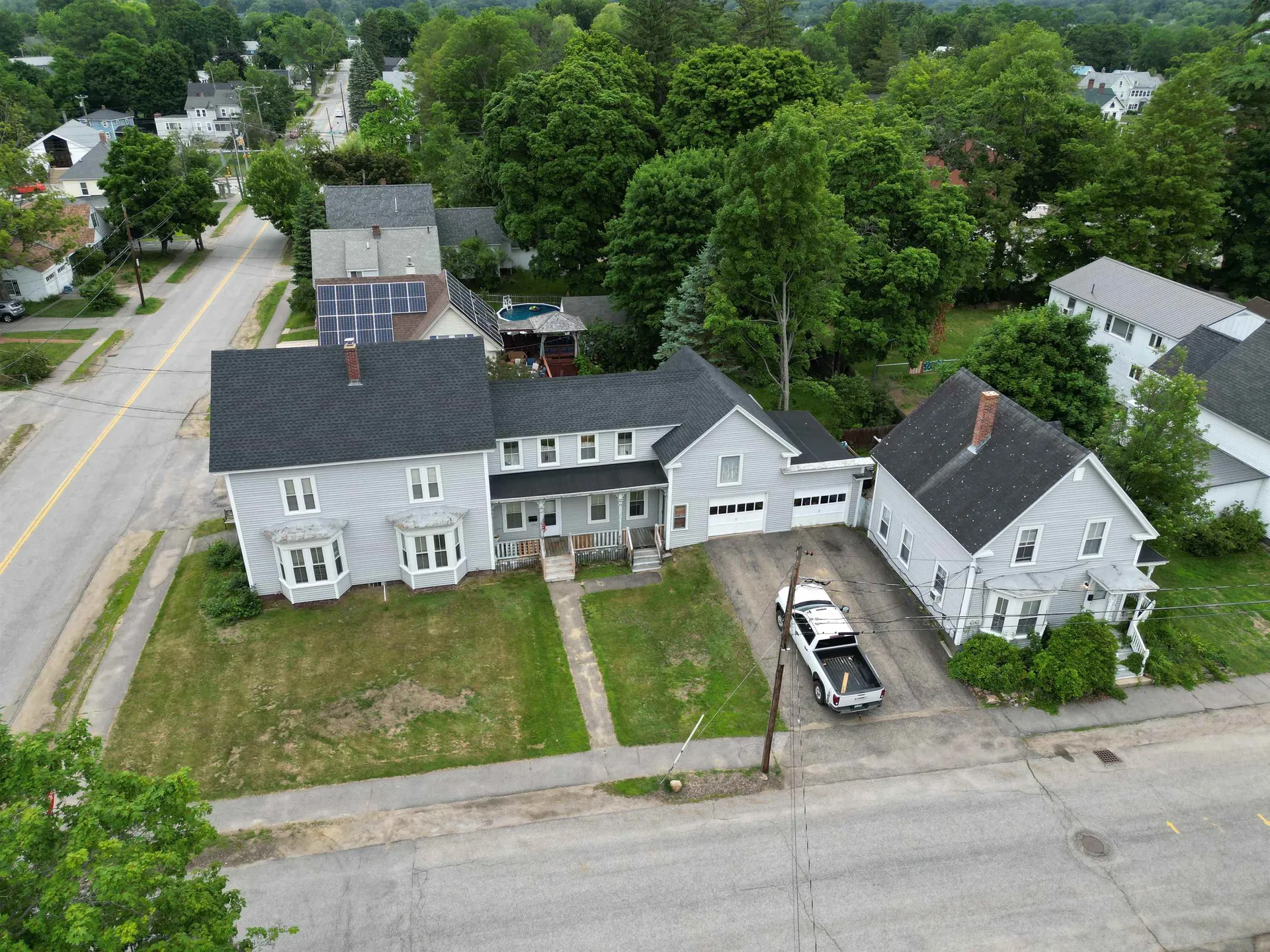 35 Oak Street Laconia NH 03246