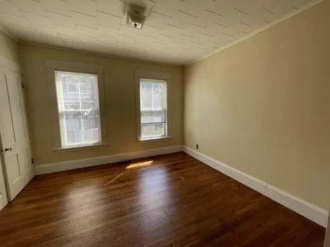 35 Oak Street Laconia NH 03246