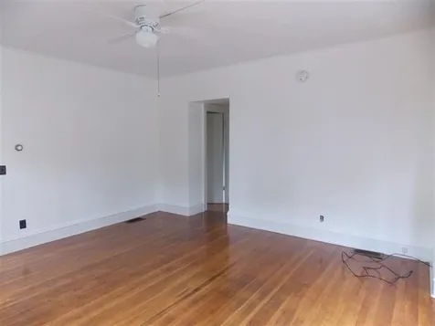 35 Oak Street Laconia NH 03246