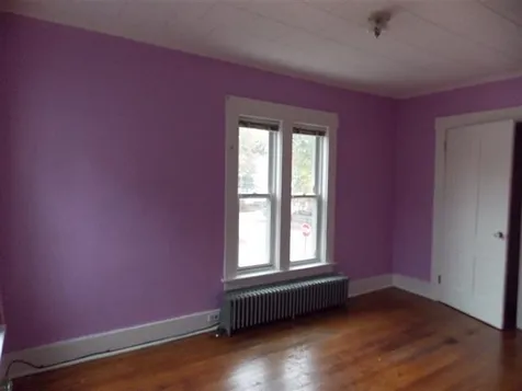 35 Oak Street Laconia NH 03246