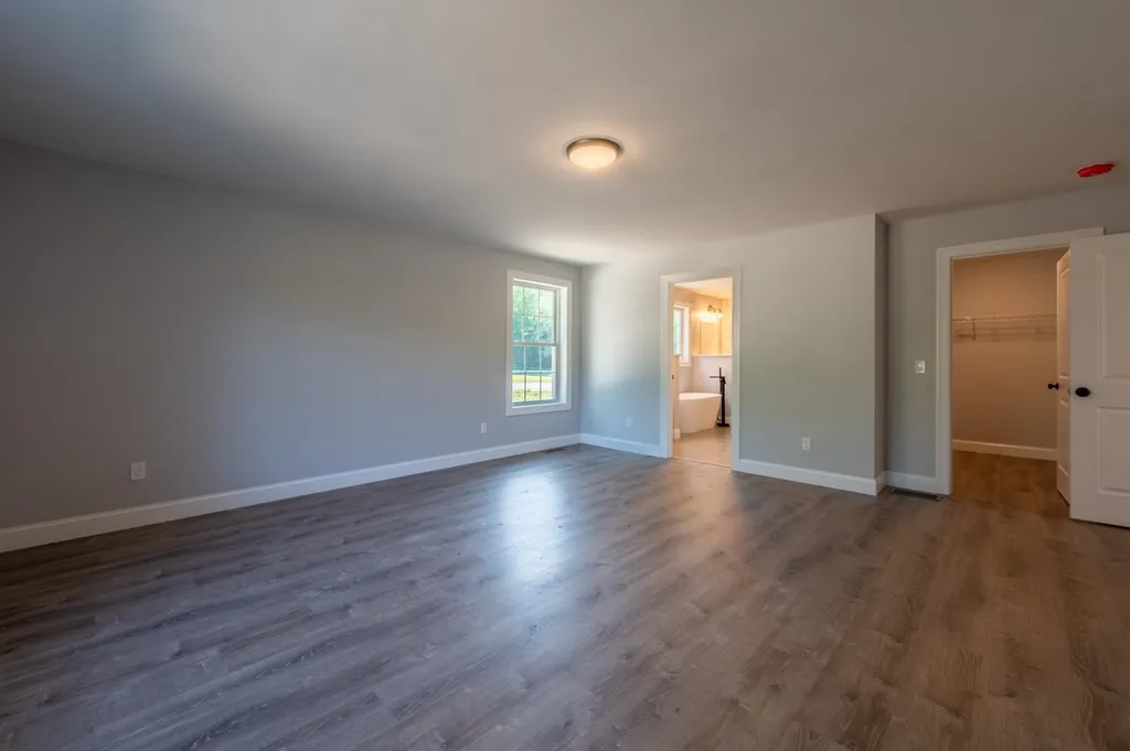 61 Deerwood Drive Wilmot NH 03287