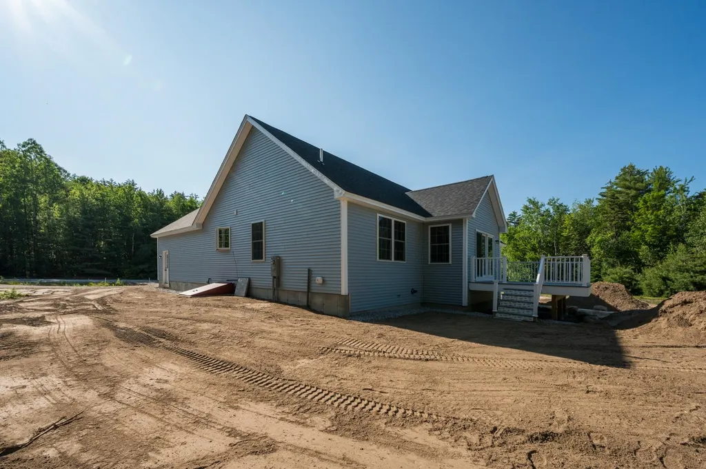 61 Deerwood Drive Wilmot NH 03287