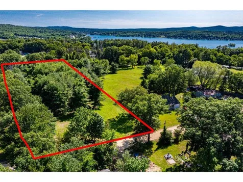 59 New Hope Drive Laconia NH 03246