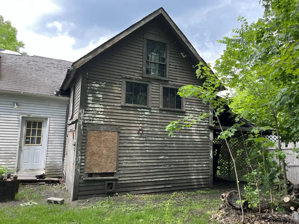 29 Ayles Court Franklin NH 03235
