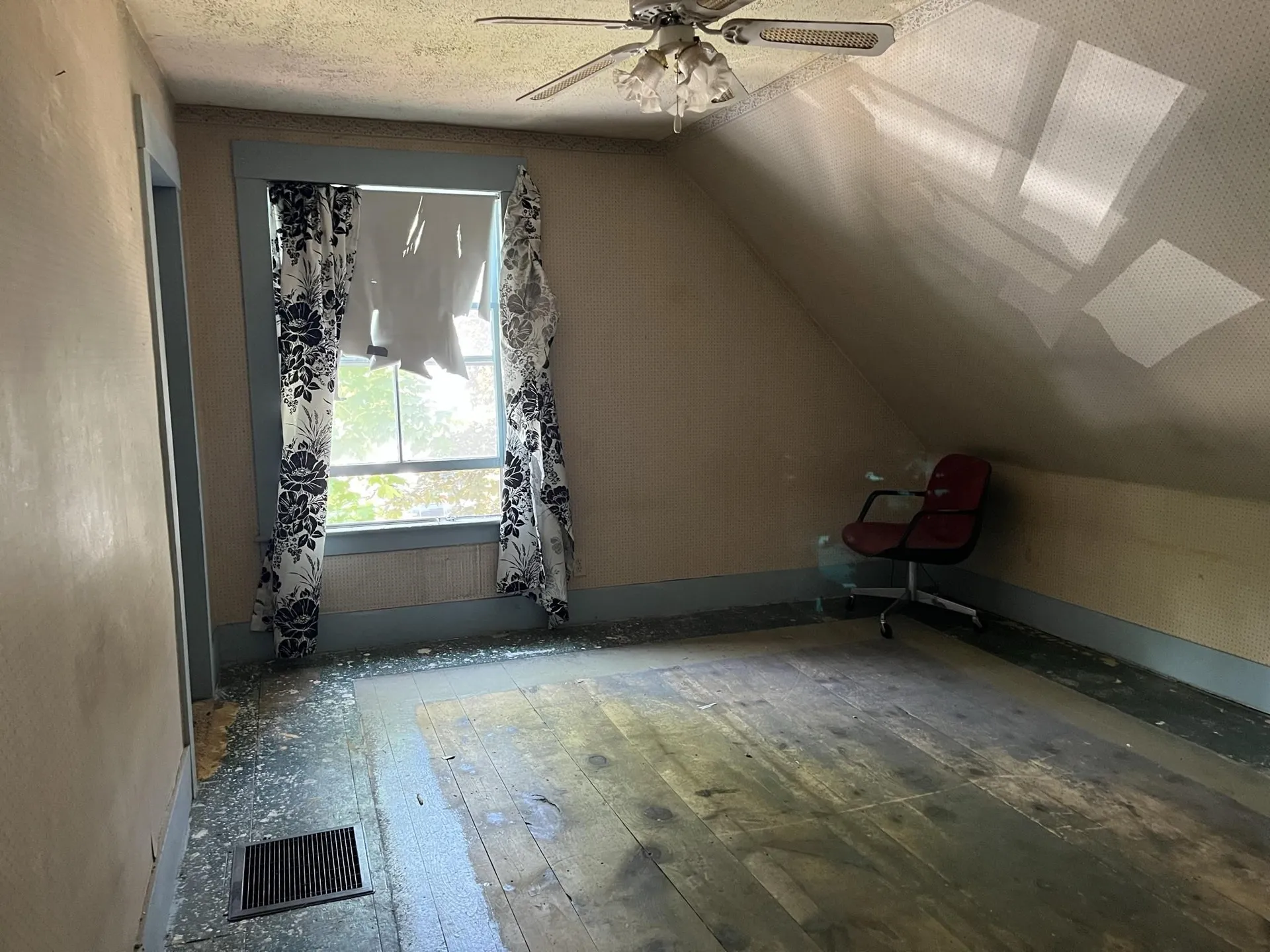 29 Ayles Court Franklin NH 03235