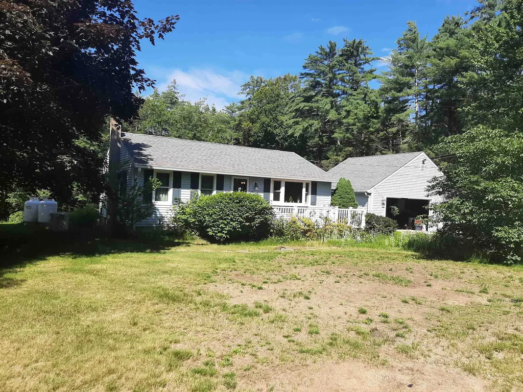 21 Peninsula Drive Epping NH 03042