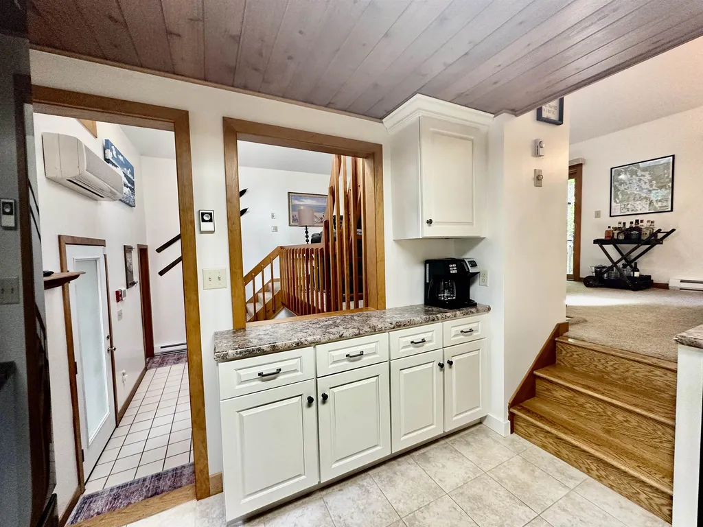 2696 Lake Shore Road Gilford NH 03249